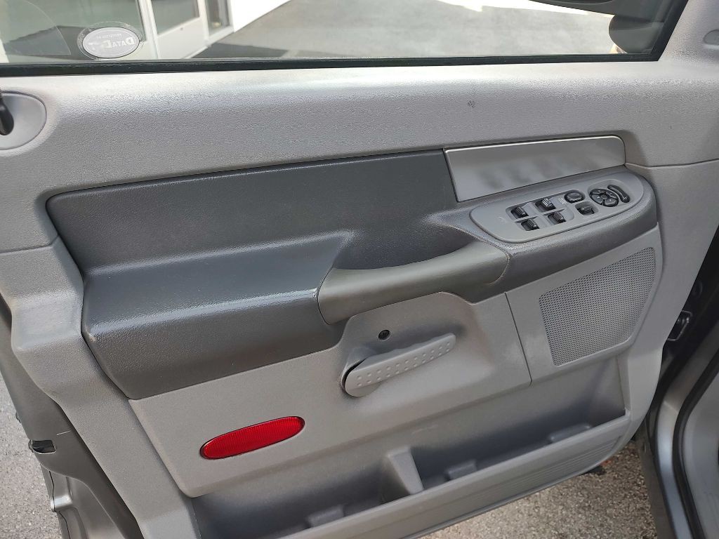 2007 Dodge Ram 2500 Image 10