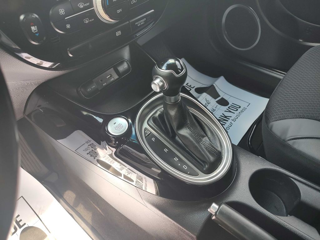 2016 Kia Soul Image 11