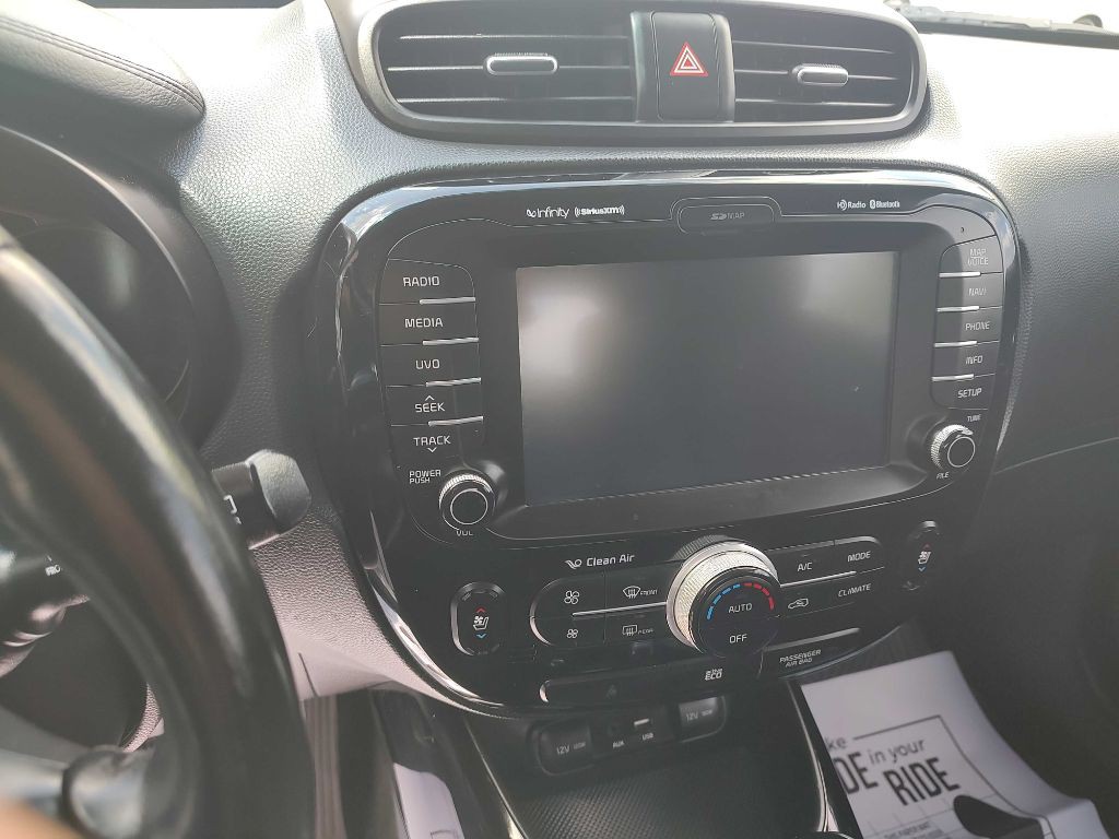 2016 Kia Soul Image 12