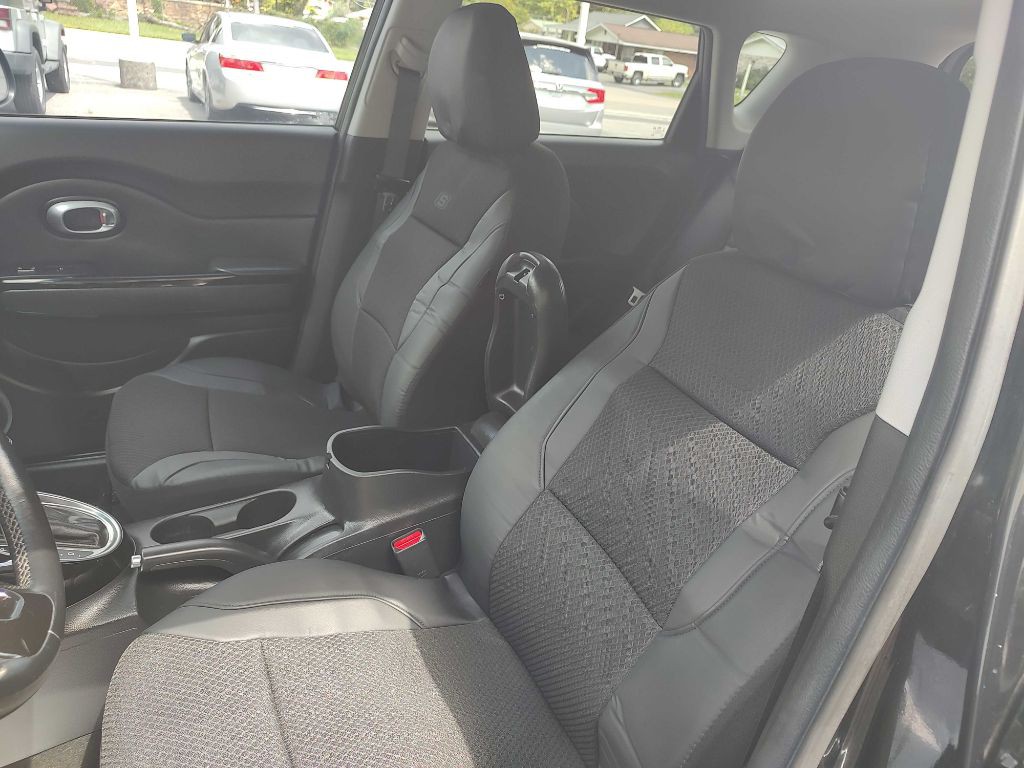 2016 Kia Soul Image 15