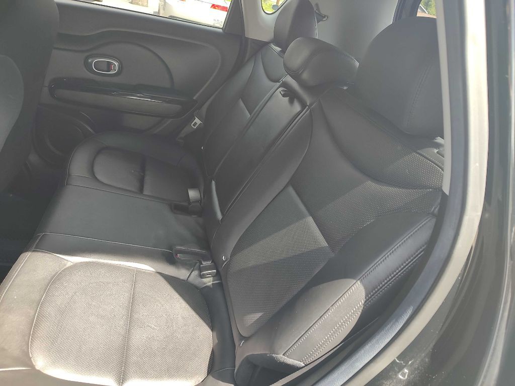 2016 Kia Soul Image 19