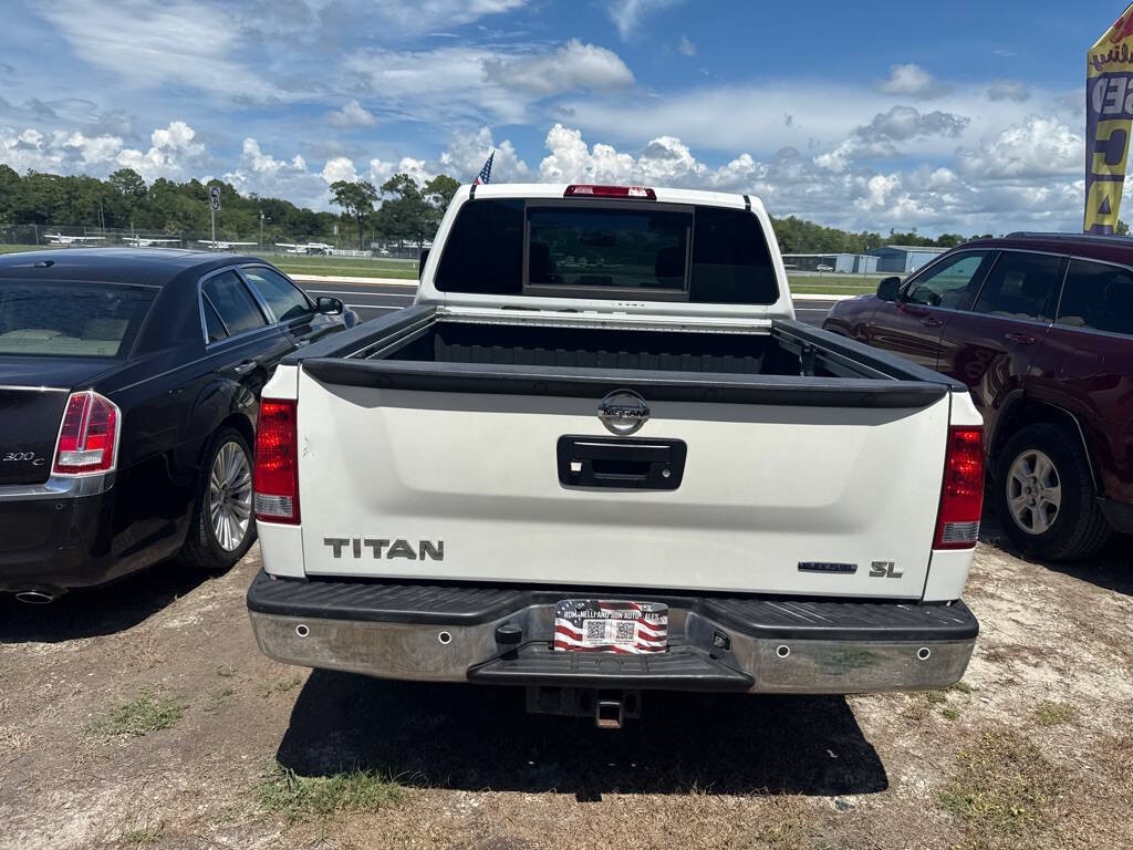 2013 Nissan Titan Image 5