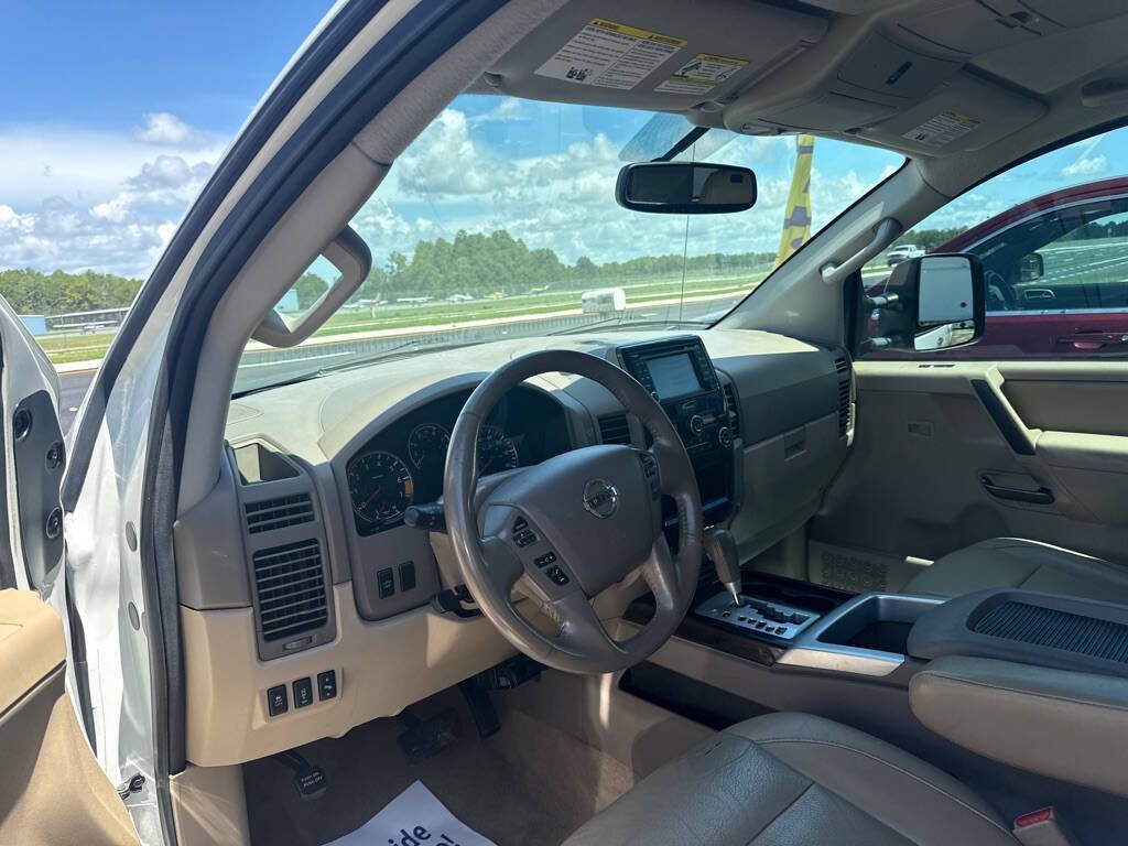 2013 Nissan Titan Image 6