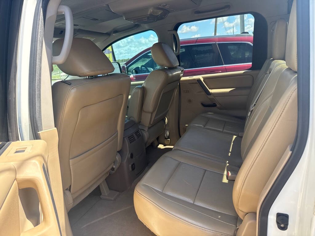 2013 Nissan Titan Image 8