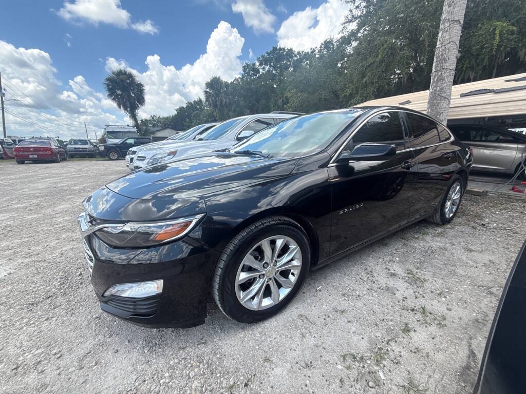 2019 Chevrolet Malibu Image 1