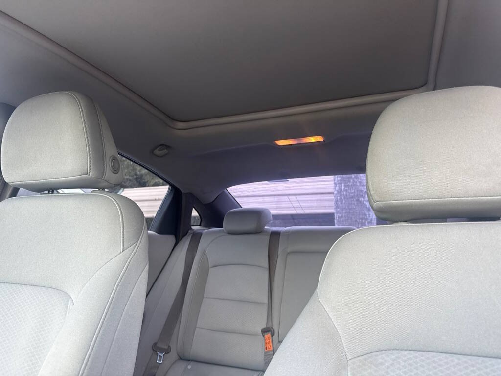2019 Chevrolet Malibu Image 7