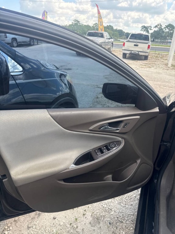 2019 Chevrolet Malibu Image 8