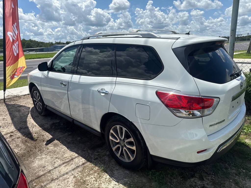 2016 Nissan Pathfinder Image 4