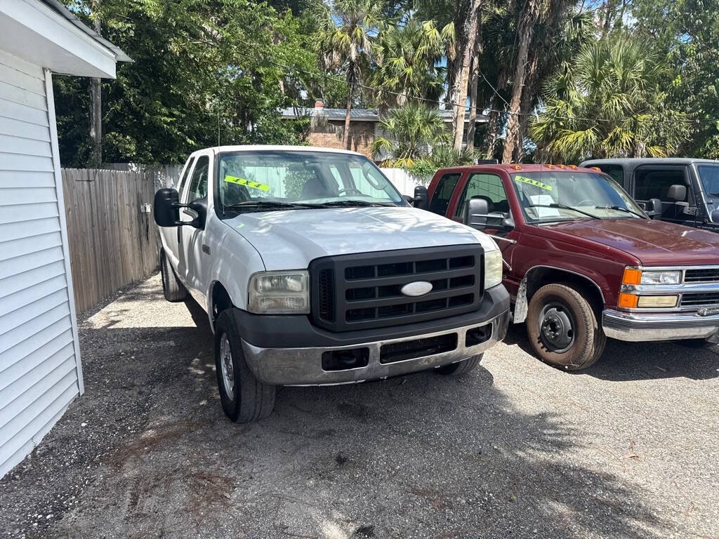 2005 Ford F-250 Image 2
