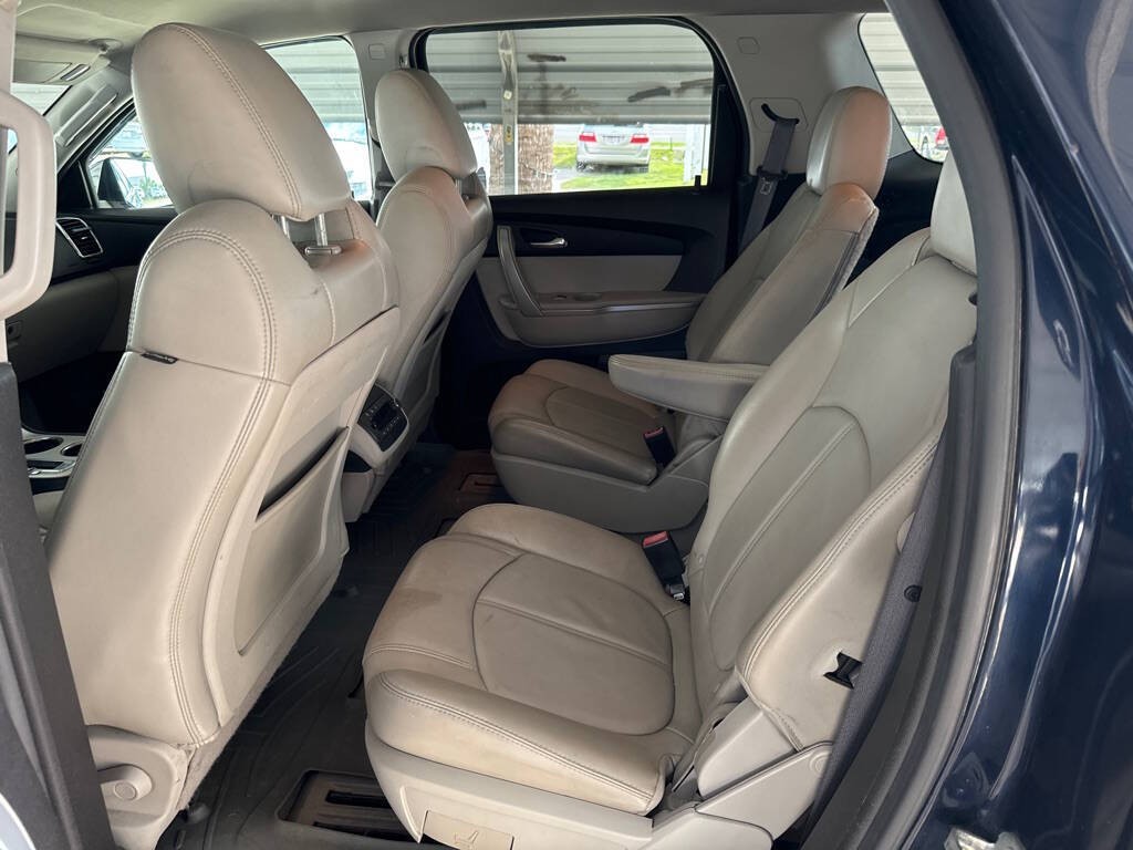 2011 GMC Acadia Image 6