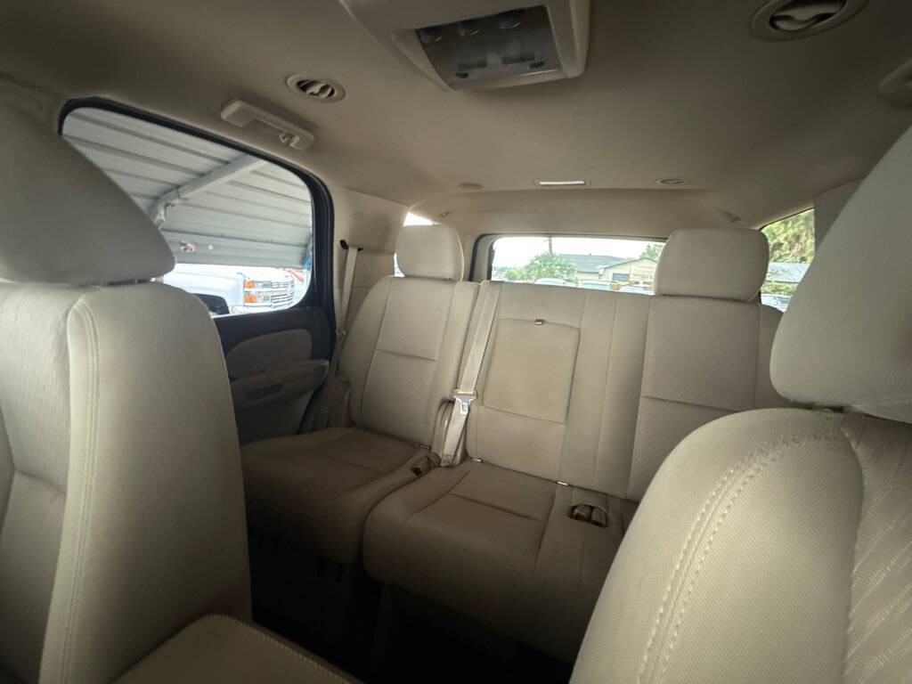 2011 Chevrolet Tahoe Image 7