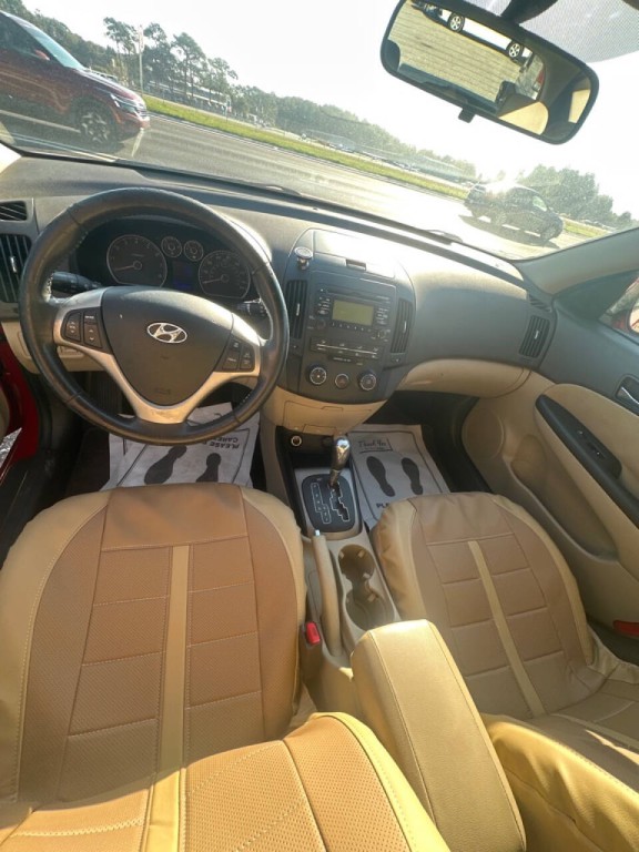 2012 Hyundai Elantra Image 7