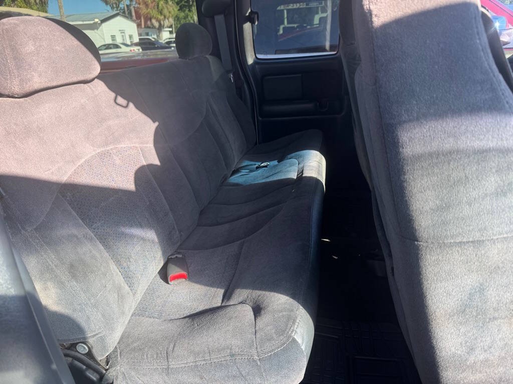 2001 Chevrolet Silverado 1500 Image 3