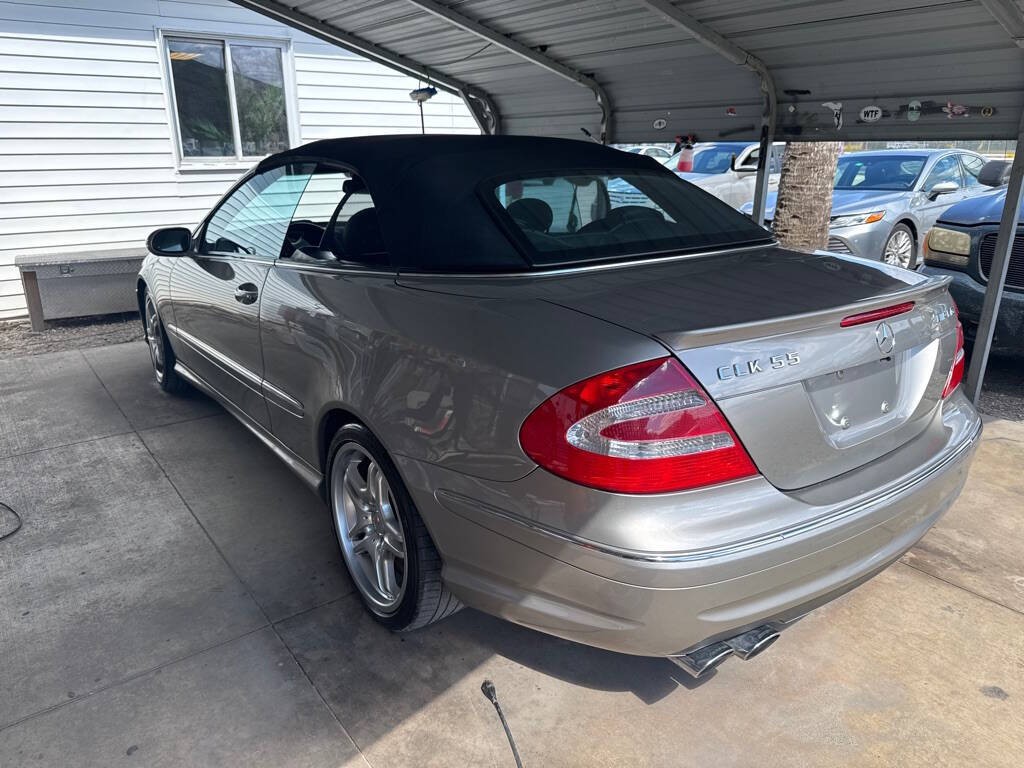 2005 Mercedes-Benz CLK-Class Image 3