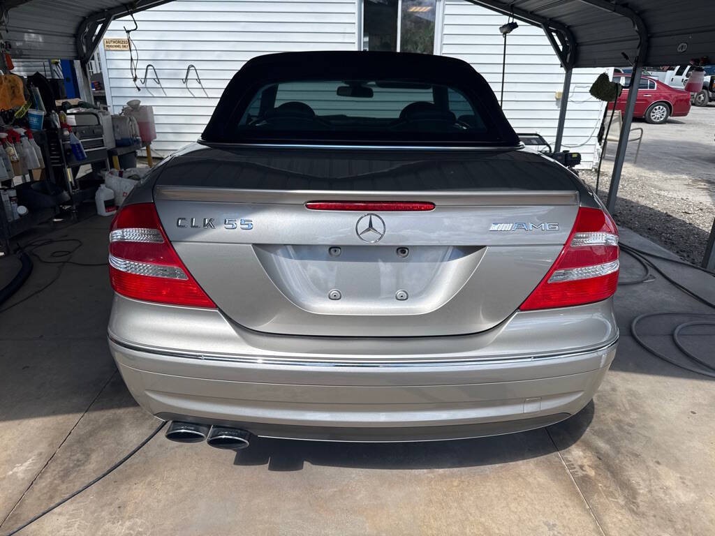 2005 Mercedes-Benz CLK-Class Image 4