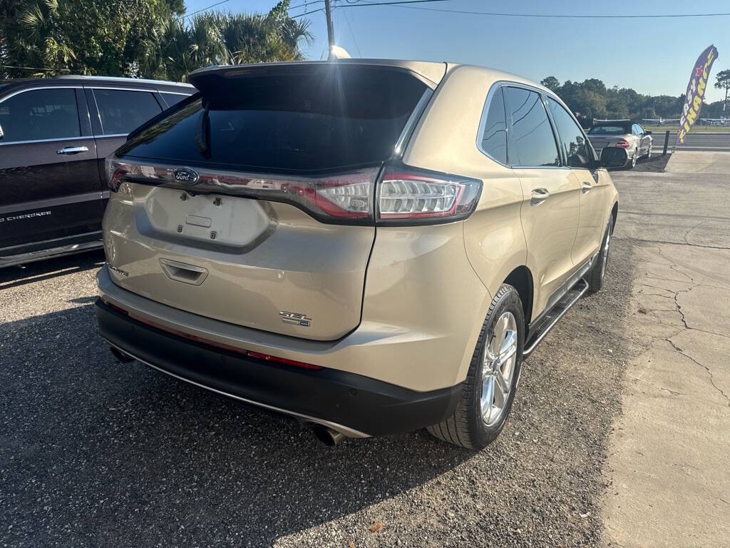 2017 Ford Edge Image 4