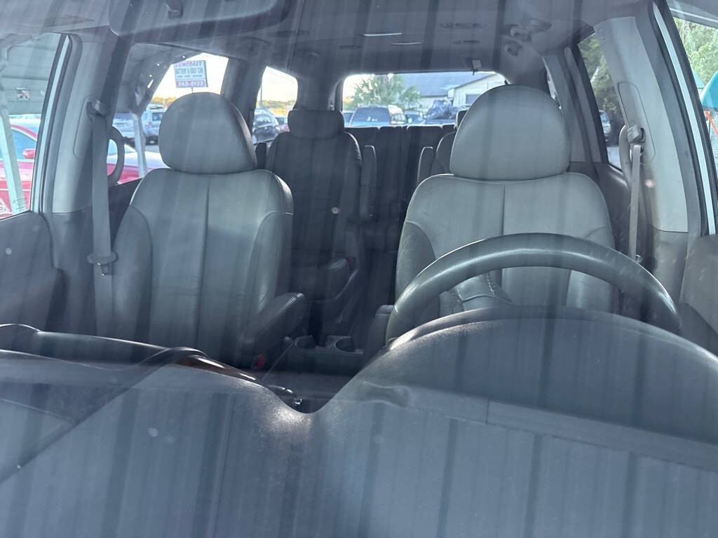 2007 Kia Sedona Image 9