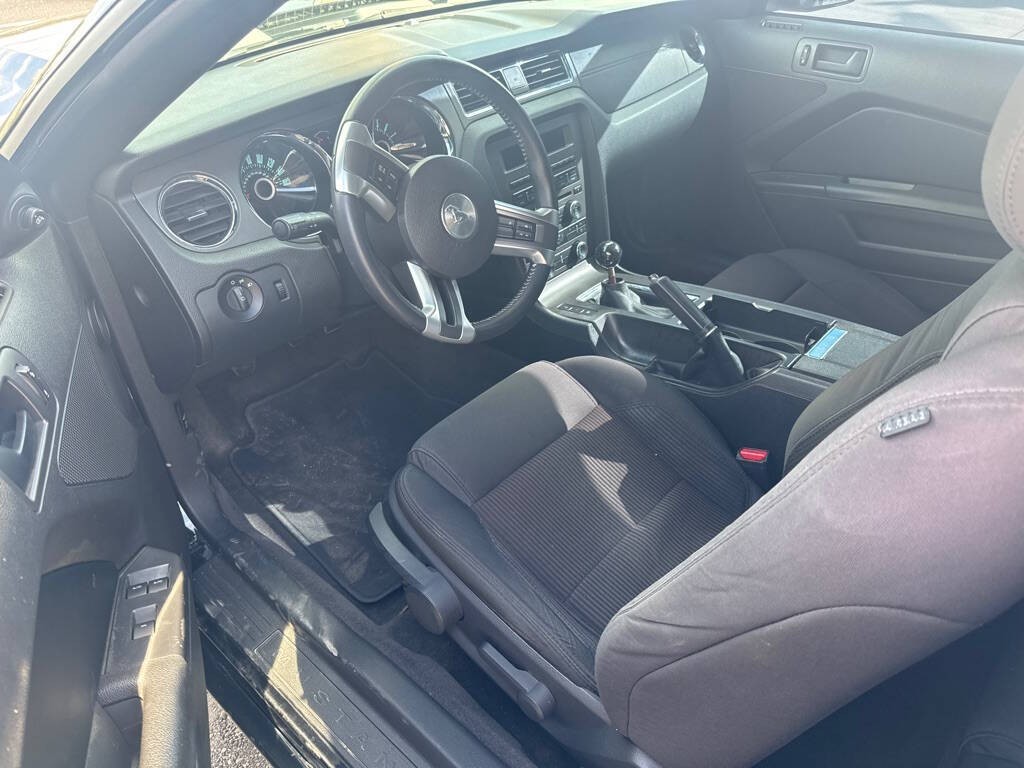 2013 Ford Mustang Image 3