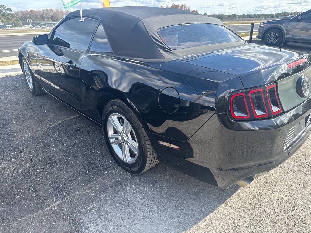 2013 Ford Mustang Image 4