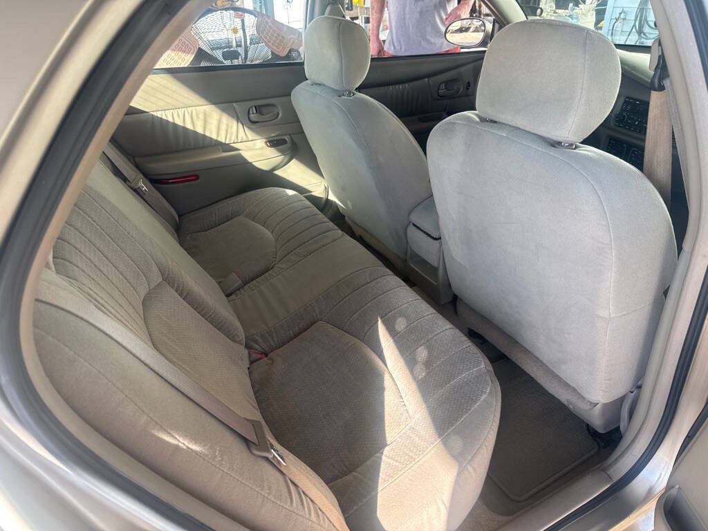 2003 Buick Century Image 8