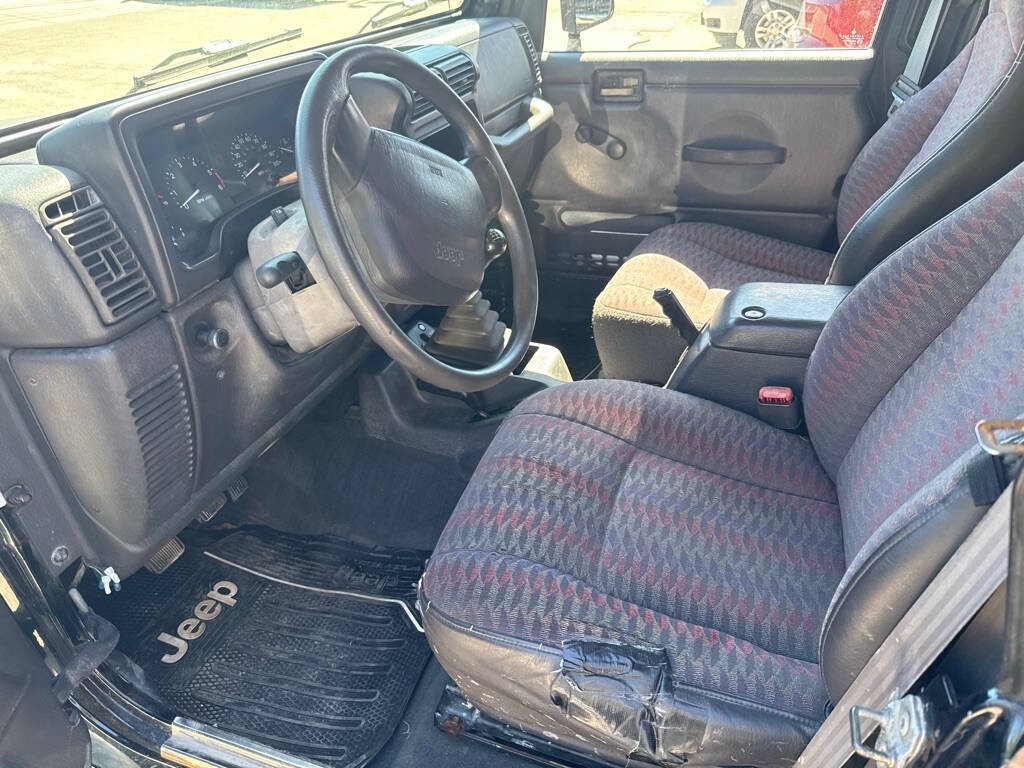 1999 Jeep Wrangler Image 3