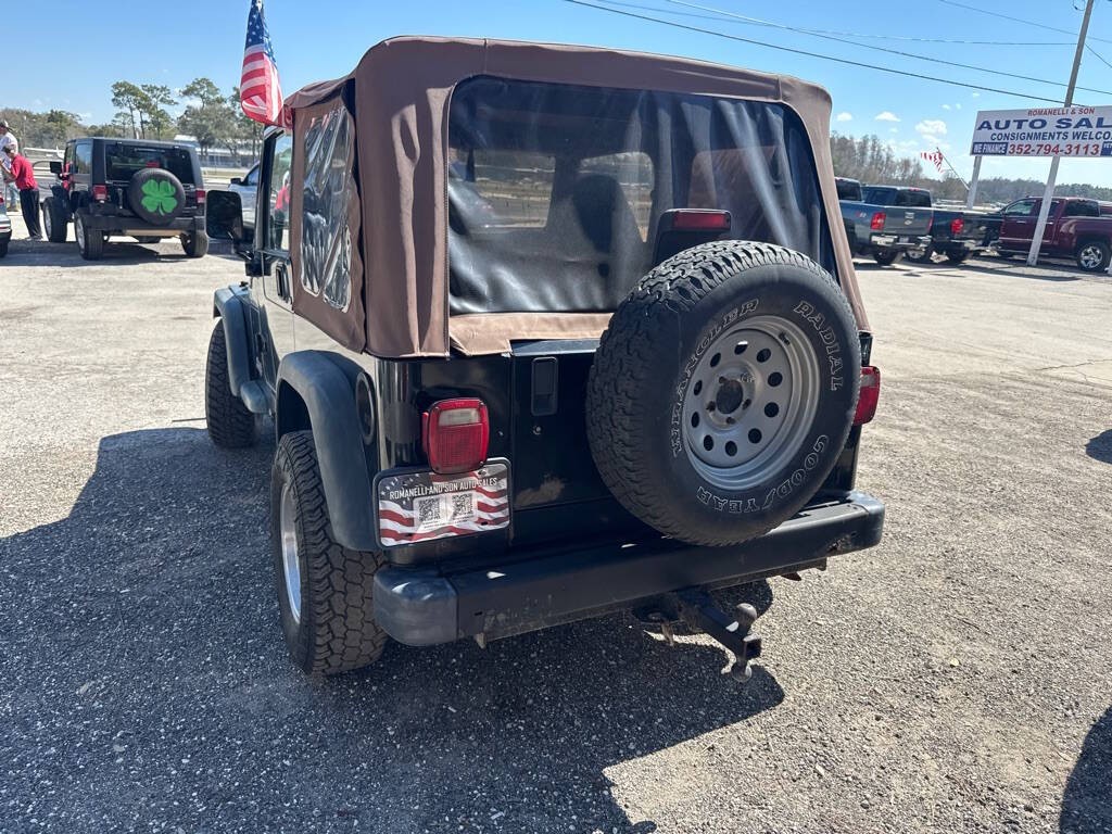 1999 Jeep Wrangler Image 4