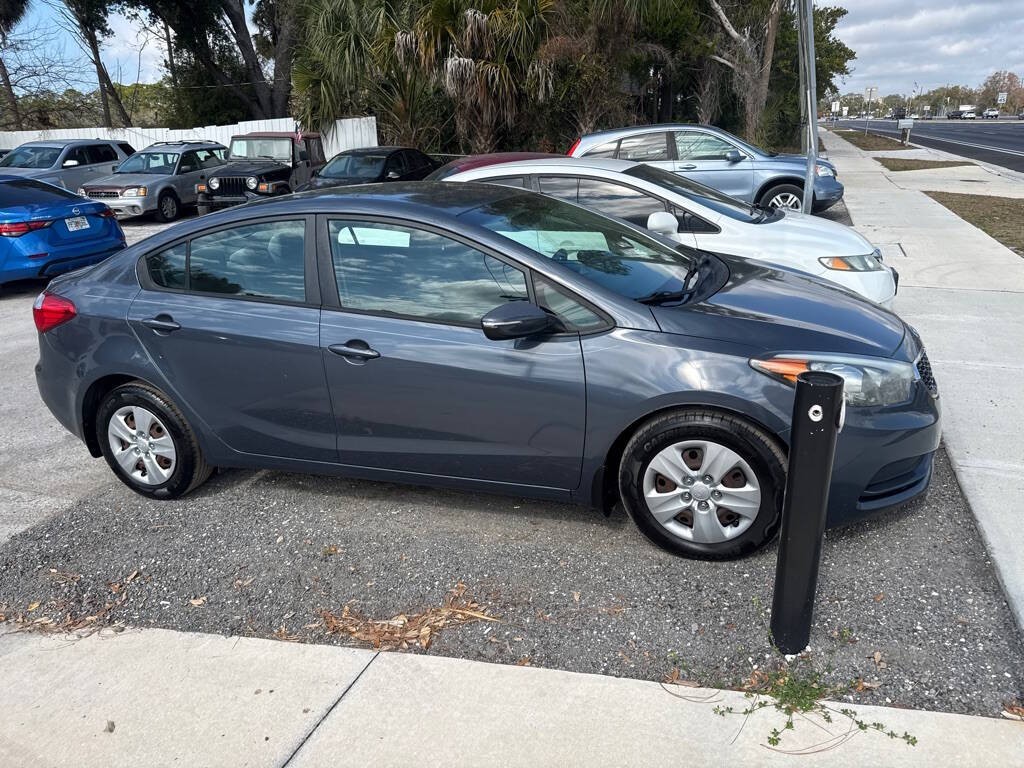 2016 Kia Forte Image 3