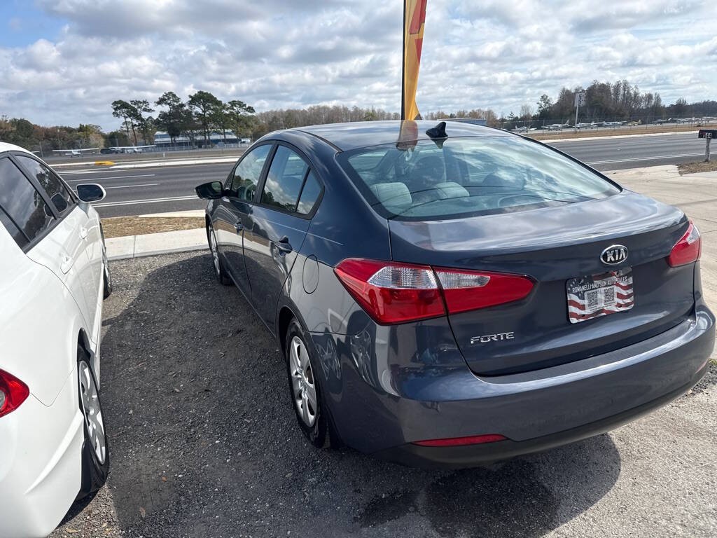2016 Kia Forte Image 6