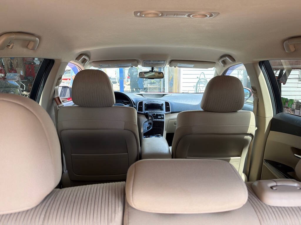 2010 Toyota Venza Image 4