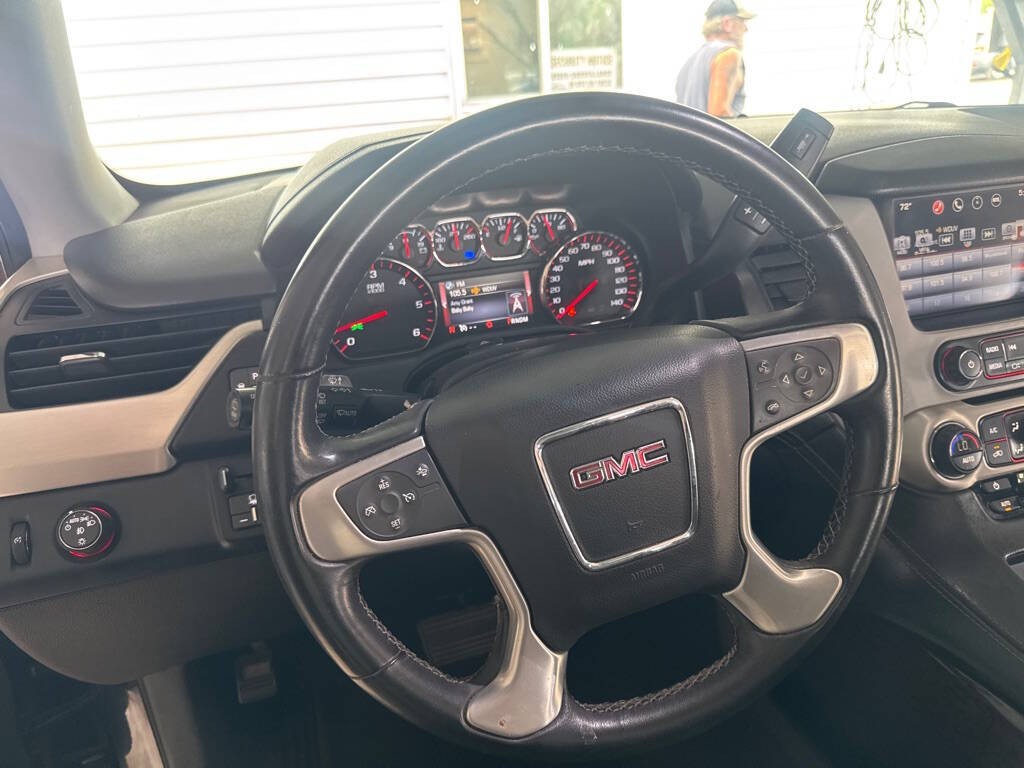 2016 GMC Yukon Image 9