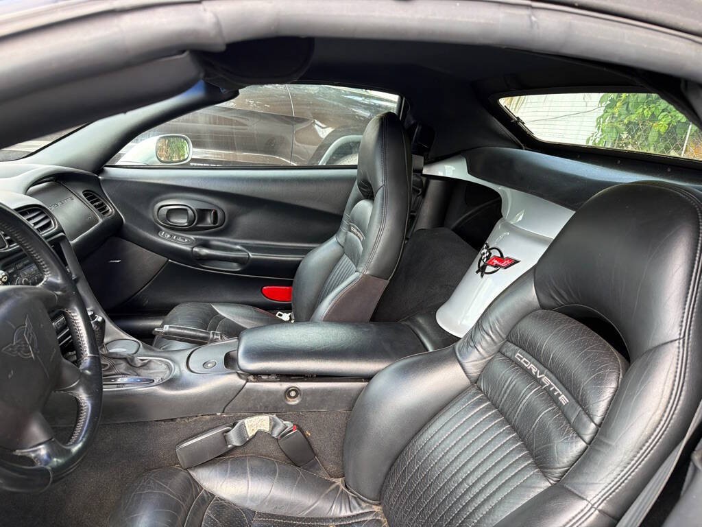 2000 Chevrolet Corvette Image 8