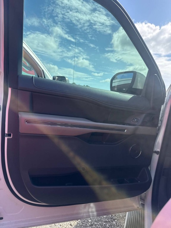 2021 Ford Expedition Image 7