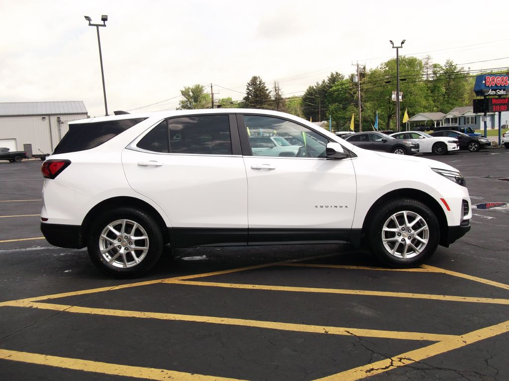 2022 Chevrolet Equinox Image 3
