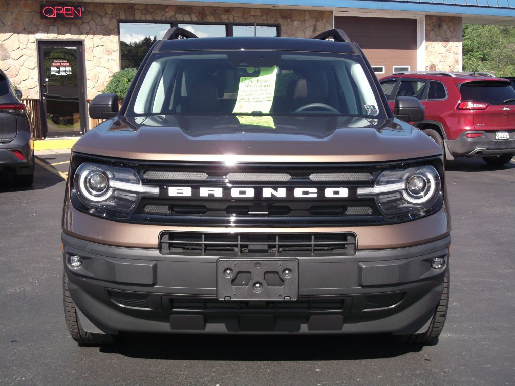 2022 Ford Bronco Image 2