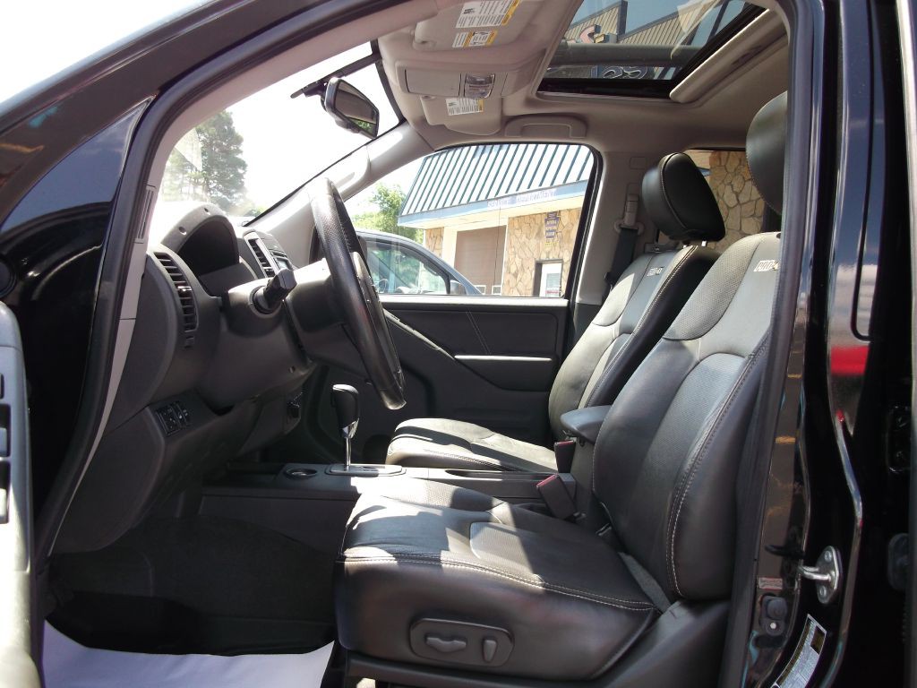 2020 Nissan Frontier Image 20