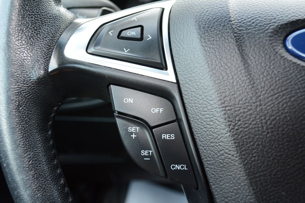 2020 Ford Edge Image 13