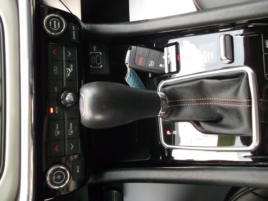 2022 Jeep Compass Image 19