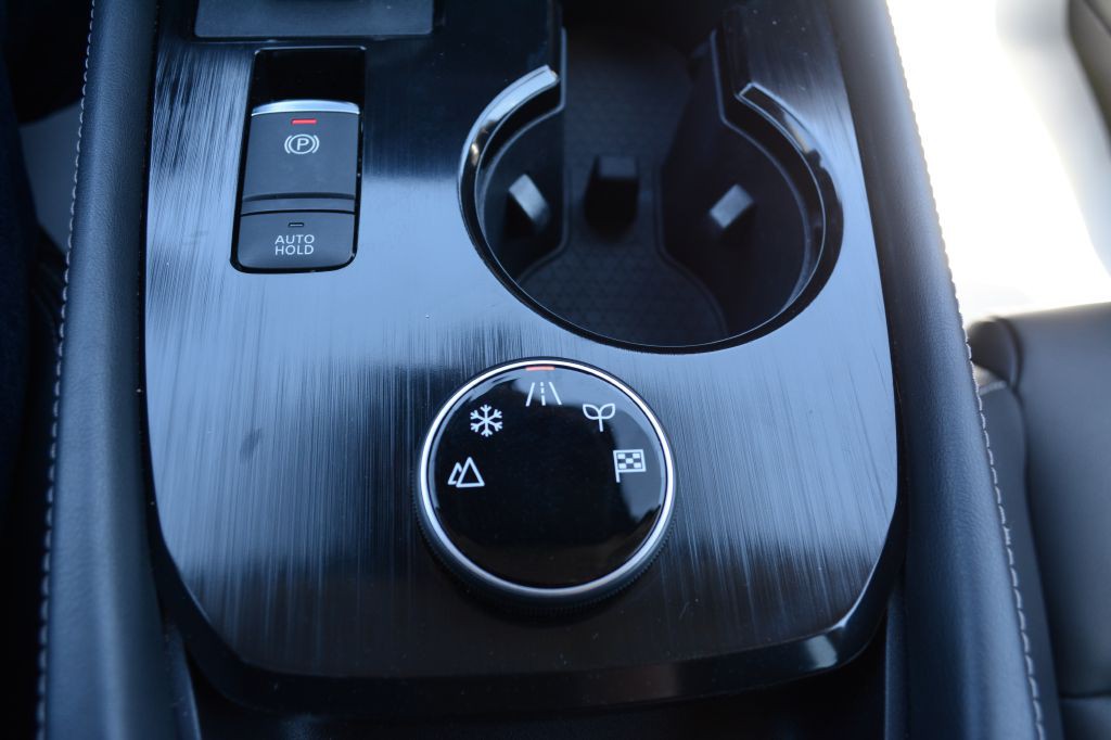 2022 Nissan Rogue Image 27