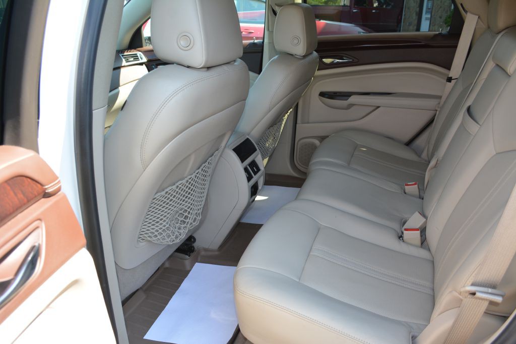 2016 Cadillac SRX Image 10