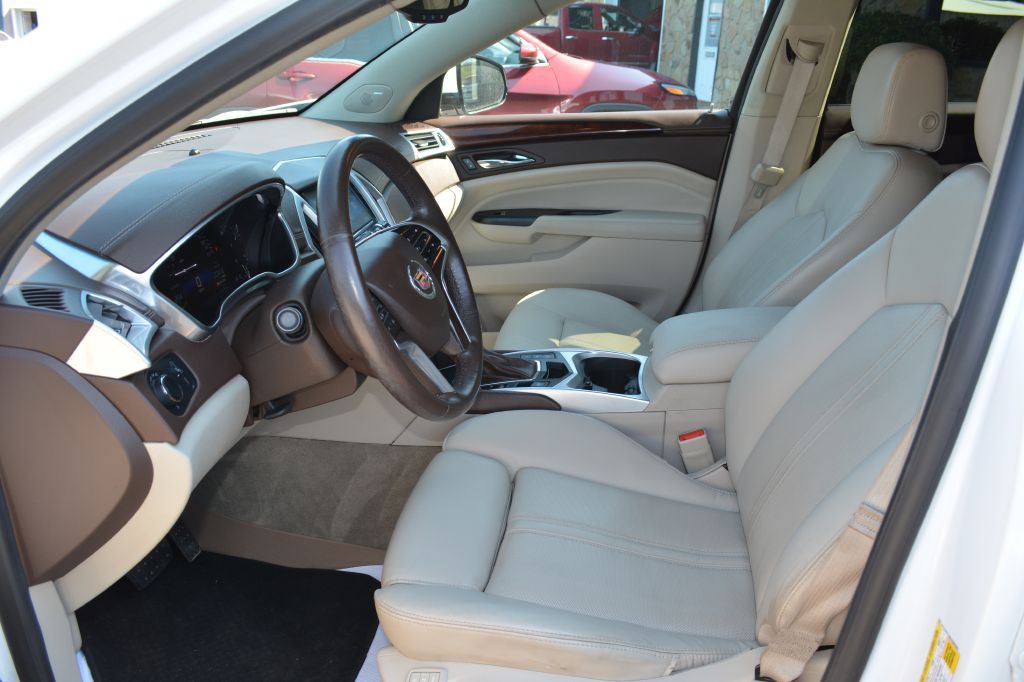 2016 Cadillac SRX Image 13