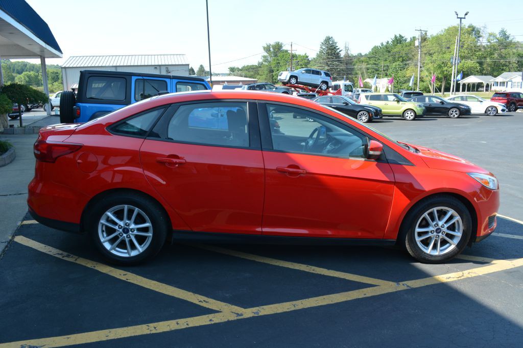 2016 Ford Focus Image 3