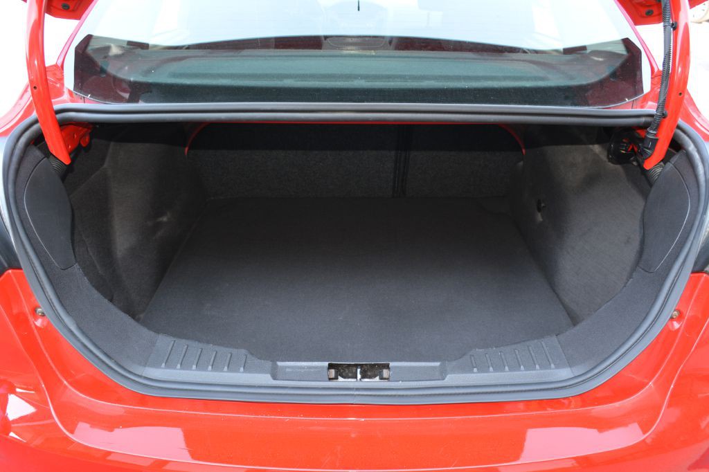 2016 Ford Focus Image 9