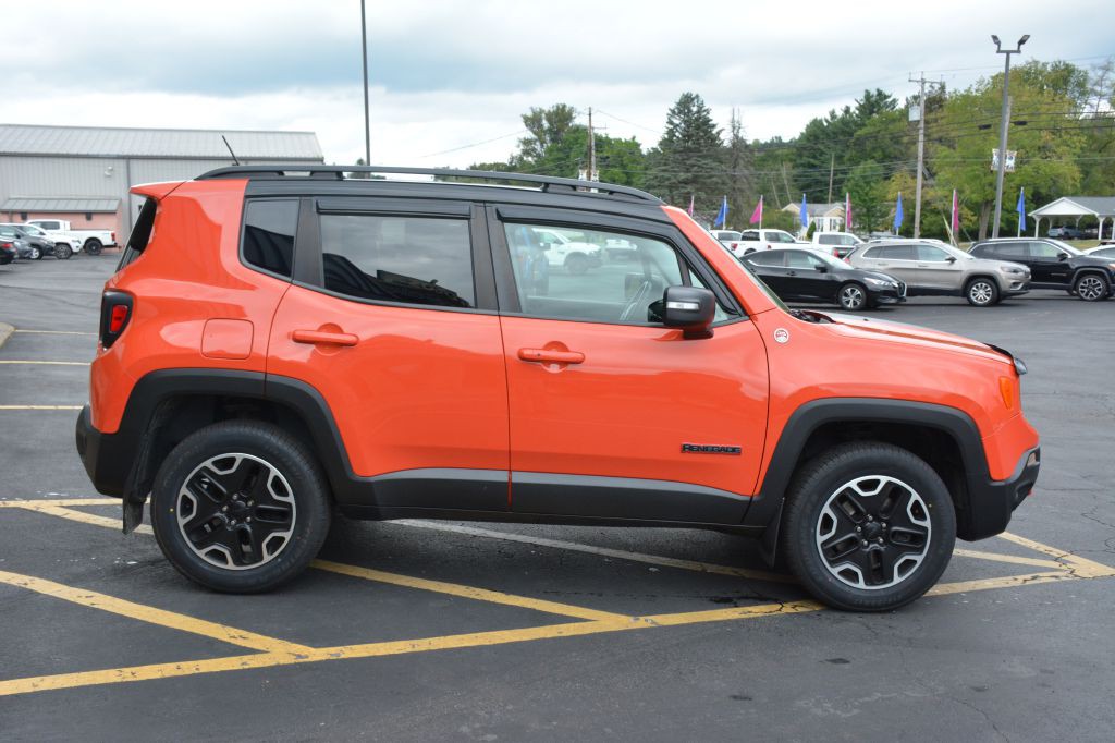 2017 Jeep Renegade Image 3