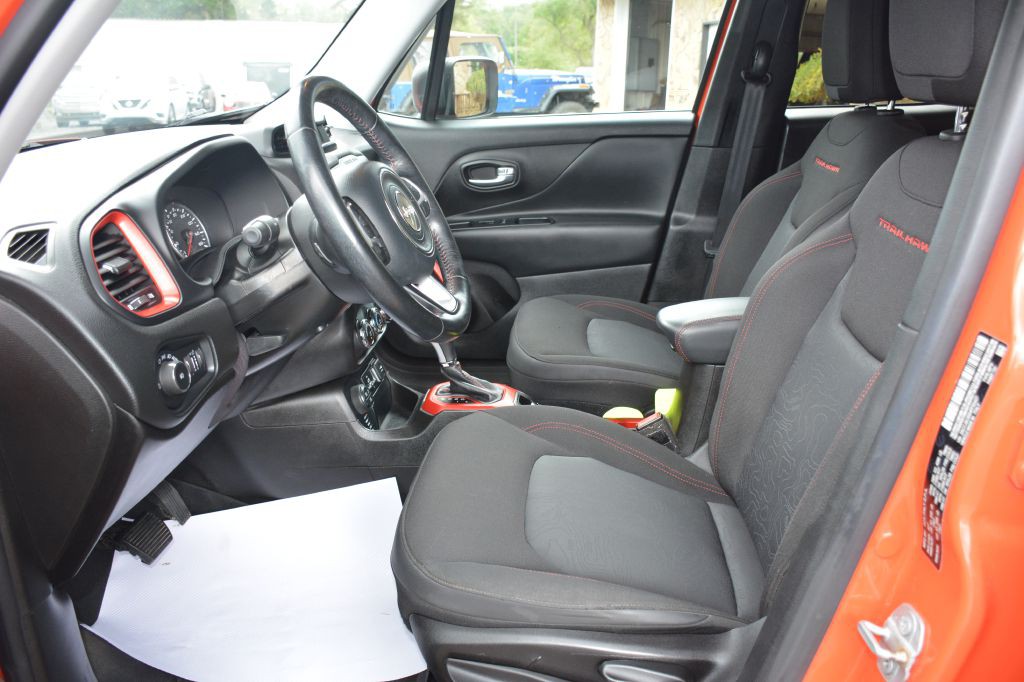 2017 Jeep Renegade Image 12