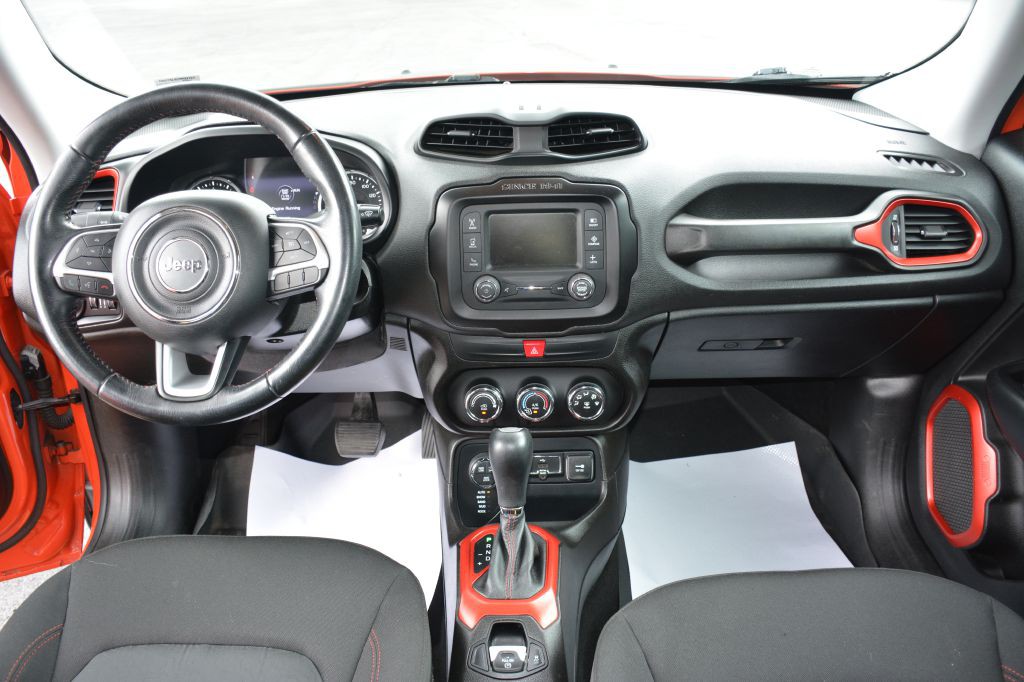 2017 Jeep Renegade Image 14