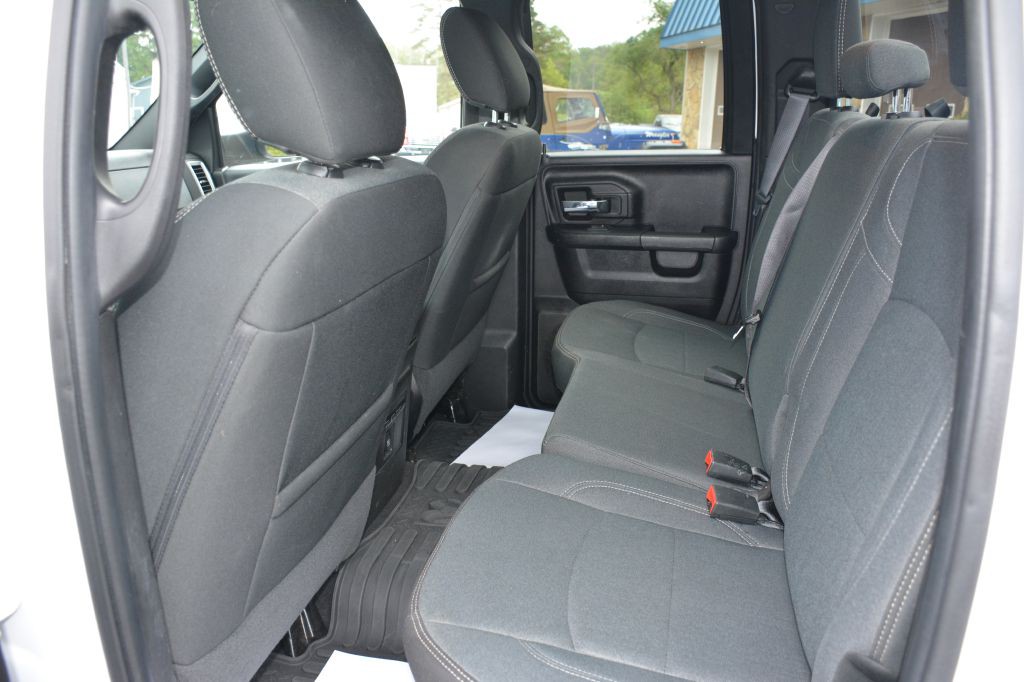 2022 RAM 1500 Image 12