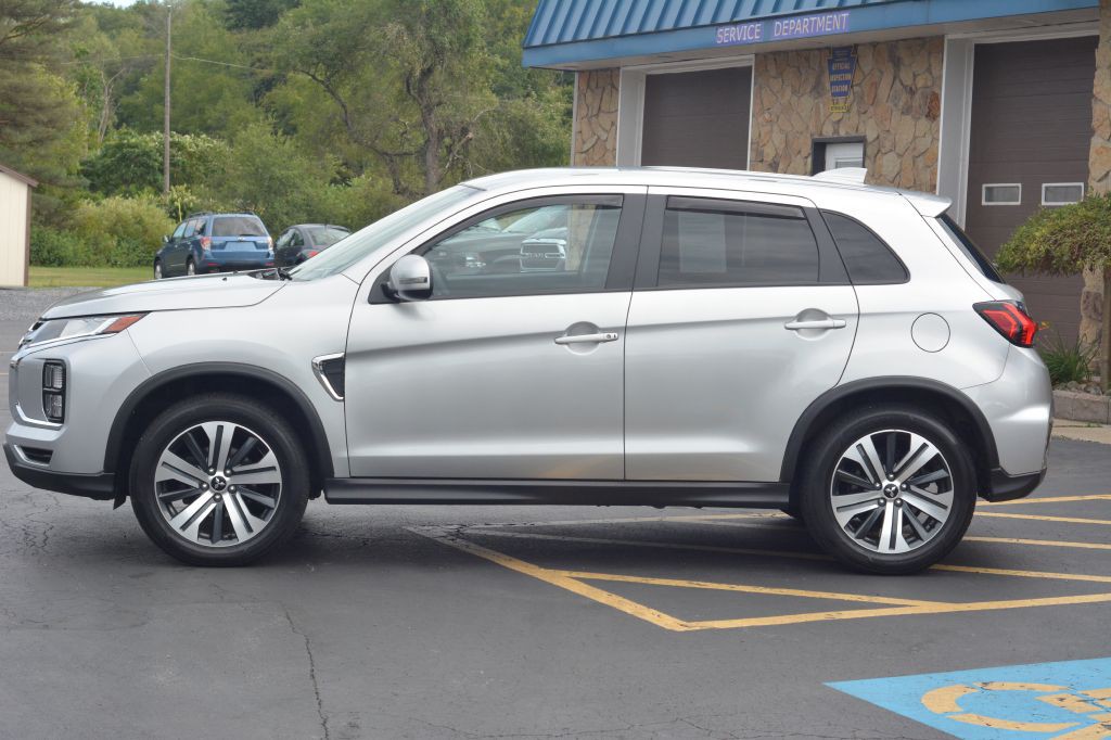 2021 Mitsubishi Outlander Image 5