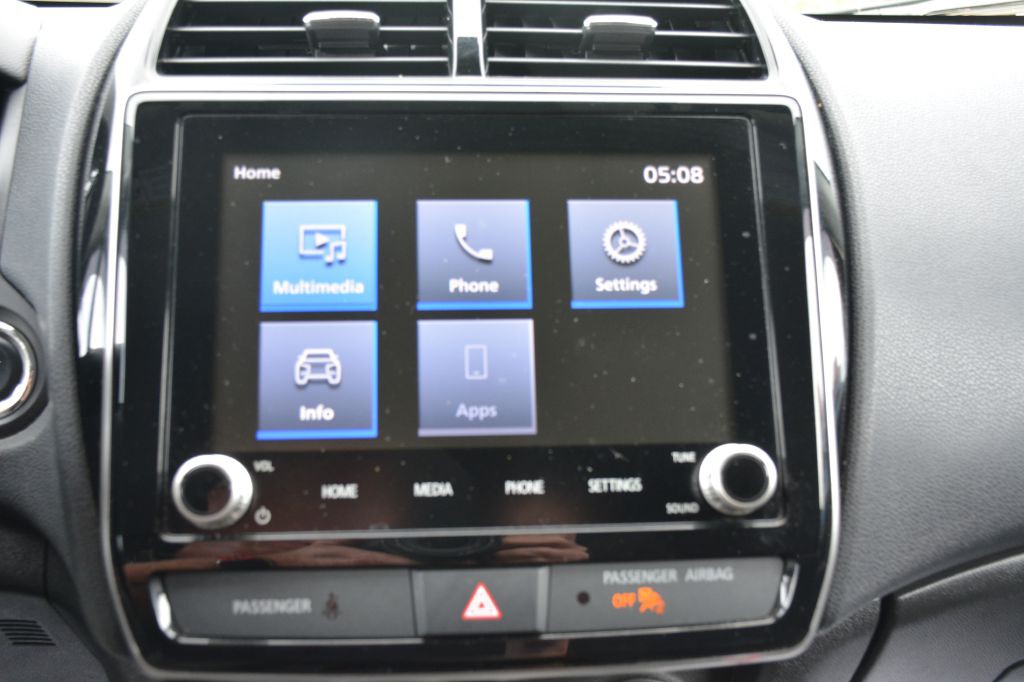 2021 Mitsubishi Outlander Image 19