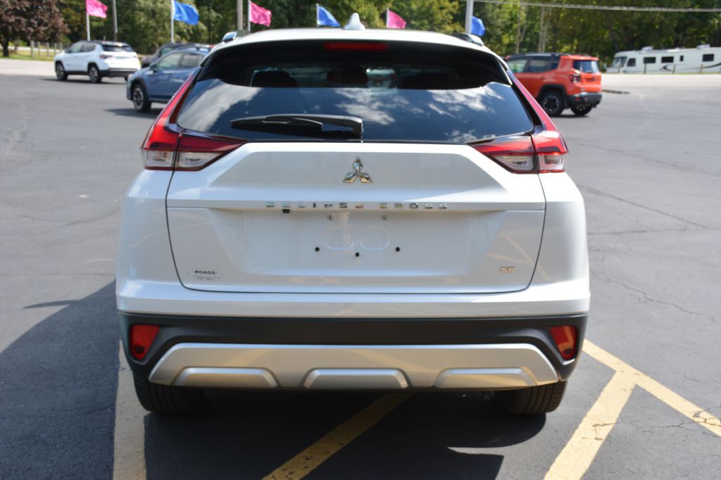 2024 Mitsubishi Eclipse Image 4