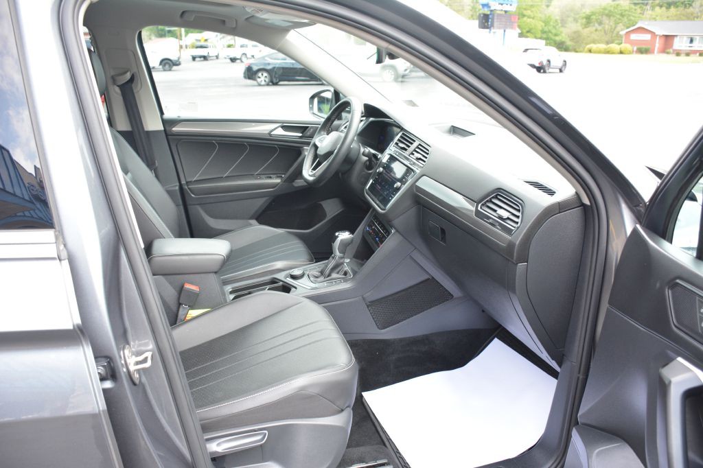 2022 Volkswagen Tiguan Image 8